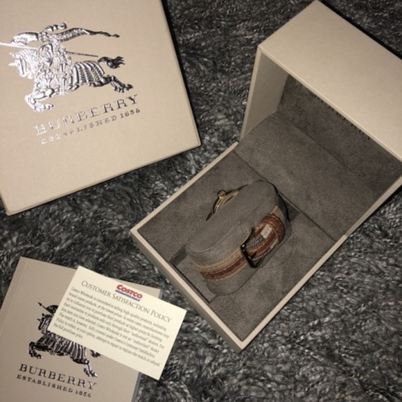 Burberry watch - Picture 3 of 4